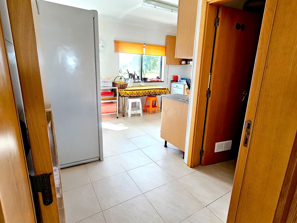 Oportunidade Única! Moradia com Afetação a Serviços, a Funcionar como Lar de Idosos Licenciado em Porto Salvo, Oeiras - Moradia + Trespasse - Image 21